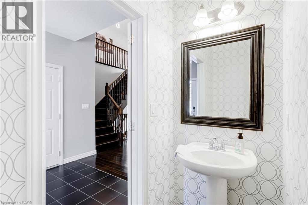 7 Kinsman Drive, Binbrook, Ontario  L0R 1C0 - Photo 6 - 40848292