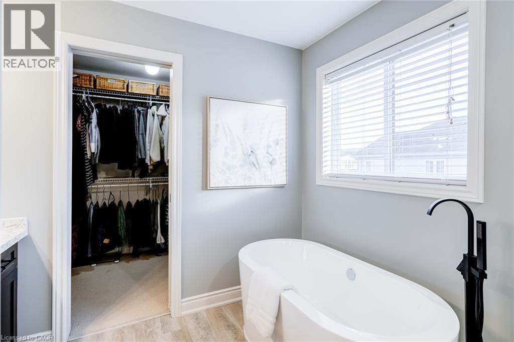 7 Kinsman Drive, Binbrook, Ontario  L0R 1C0 - Photo 29 - 40848292