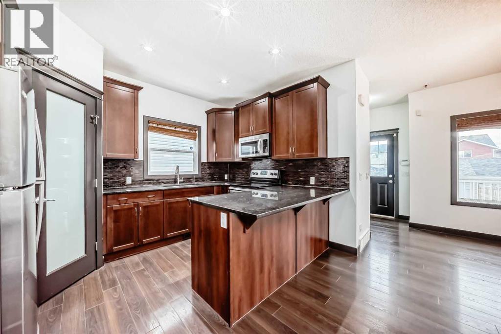 17 Redstone Common NE, Calgary, Alberta  T3N 0K3 - Photo 13 - A2326613