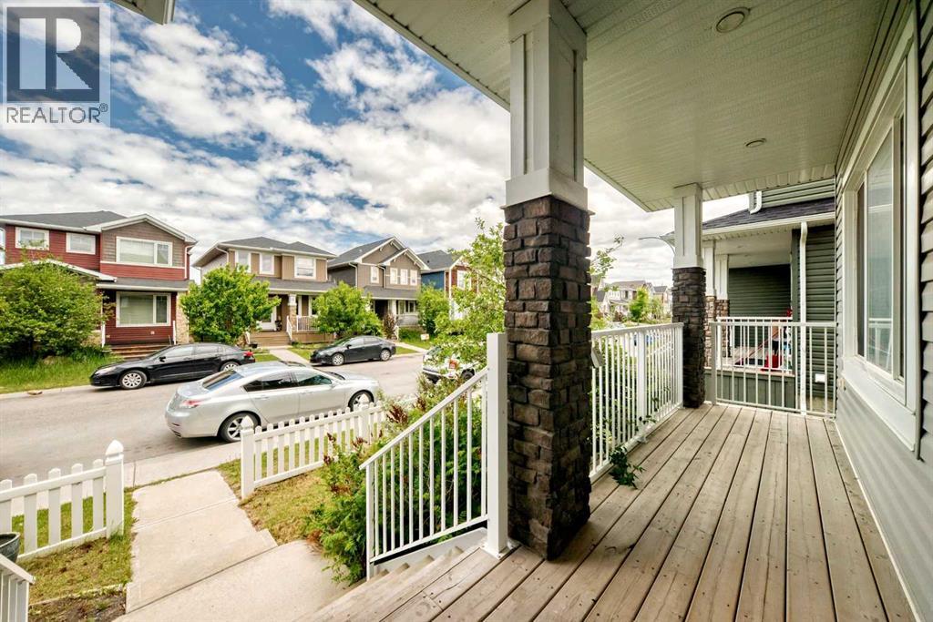 17 Redstone Common NE, Calgary, Alberta  T3N 0K3 - Photo 5 - A2326613