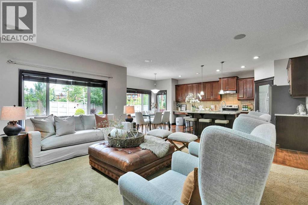 212 Everbrook Way SW, Calgary, Alberta  T2Y 0E8 - Photo 10 - A2330189