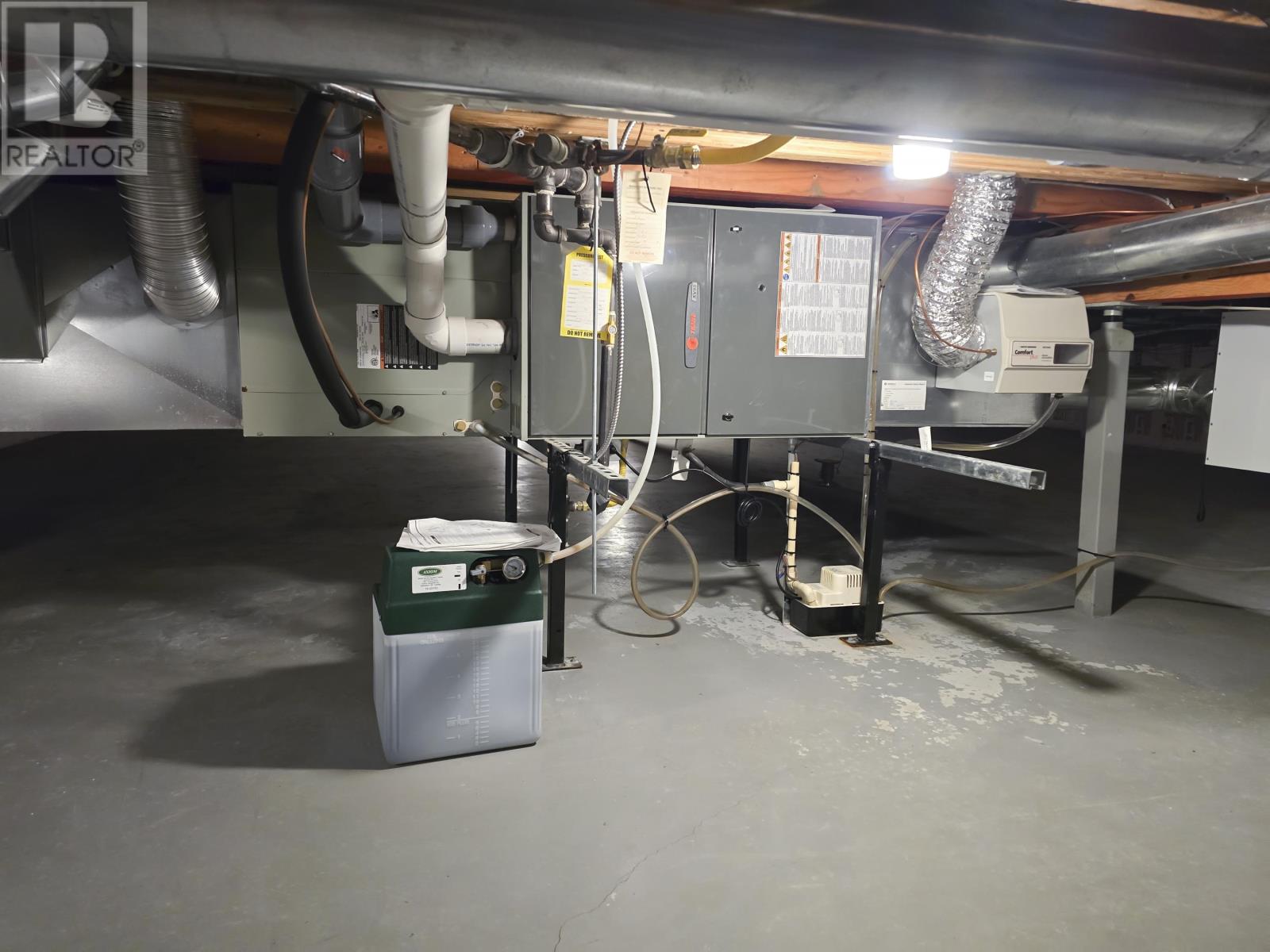 2422 Broadway Ave, Thunder Bay, Ontario  P7K 1K7 - Photo 38 - TB2602236