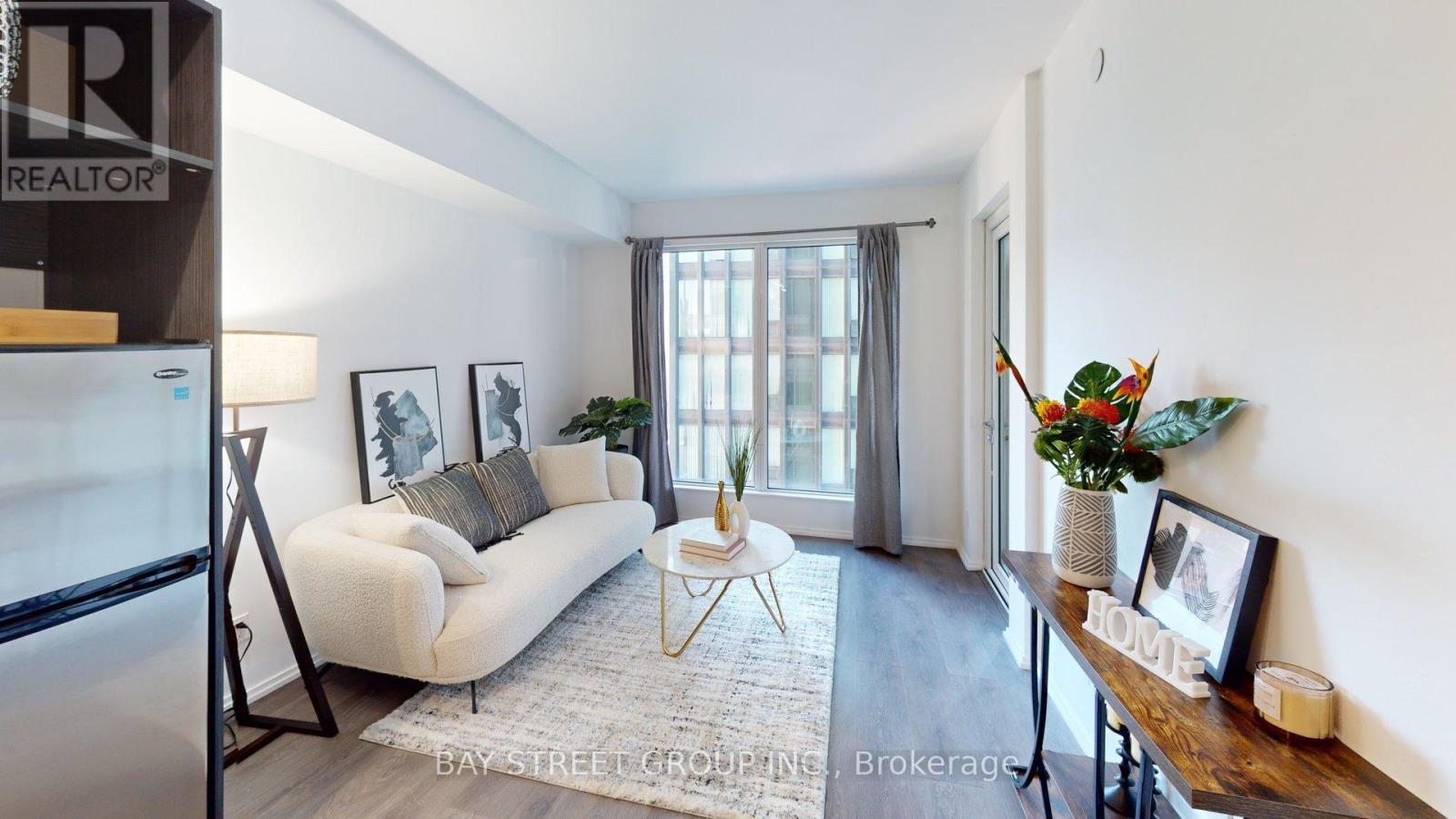 1906 - 68 Shuter Street, Toronto, Ontario  M5B 1B4 - Photo 4 - C13637762