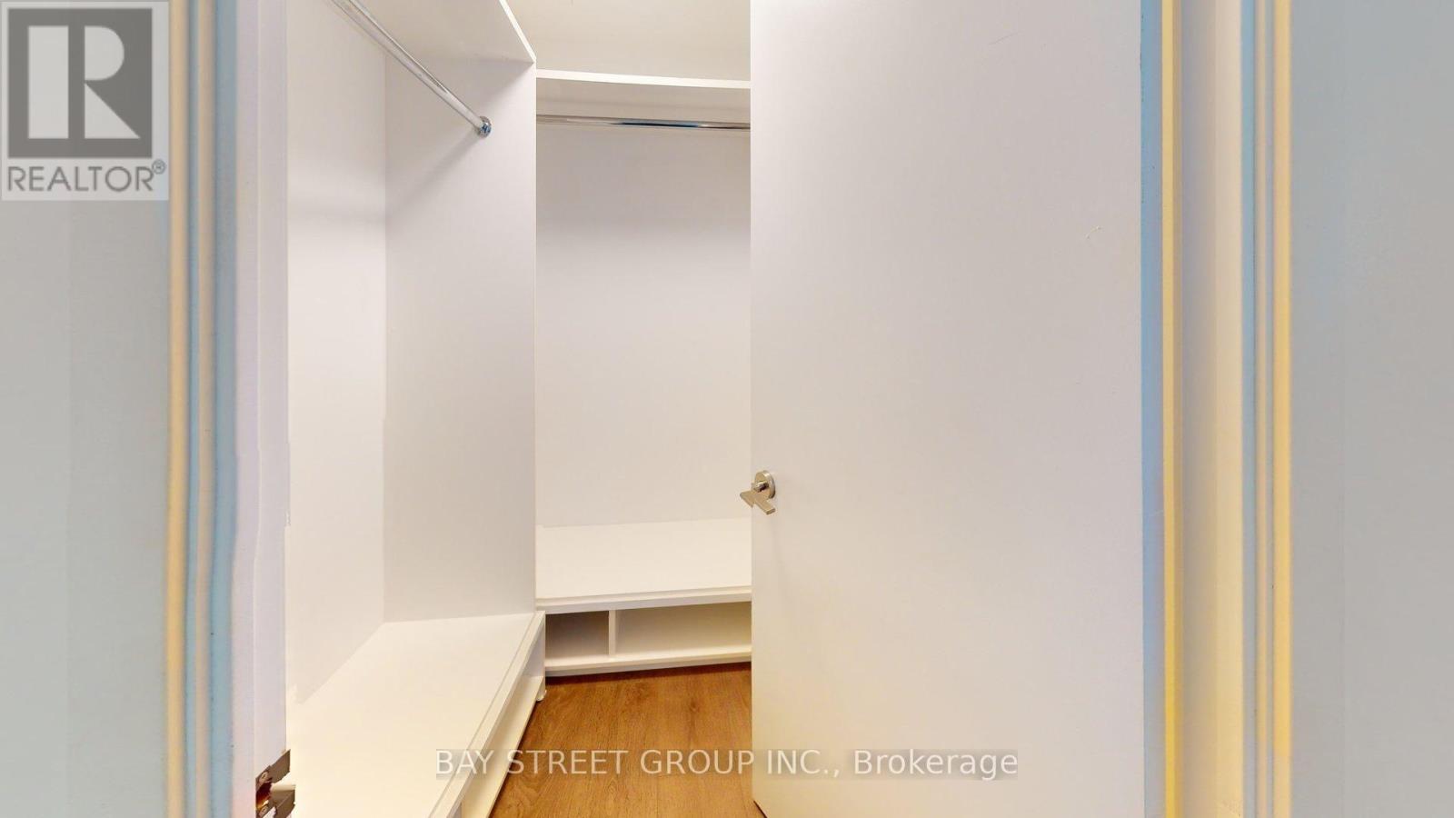 1906 - 68 Shuter Street, Toronto, Ontario  M5B 1B4 - Photo 9 - C13637762