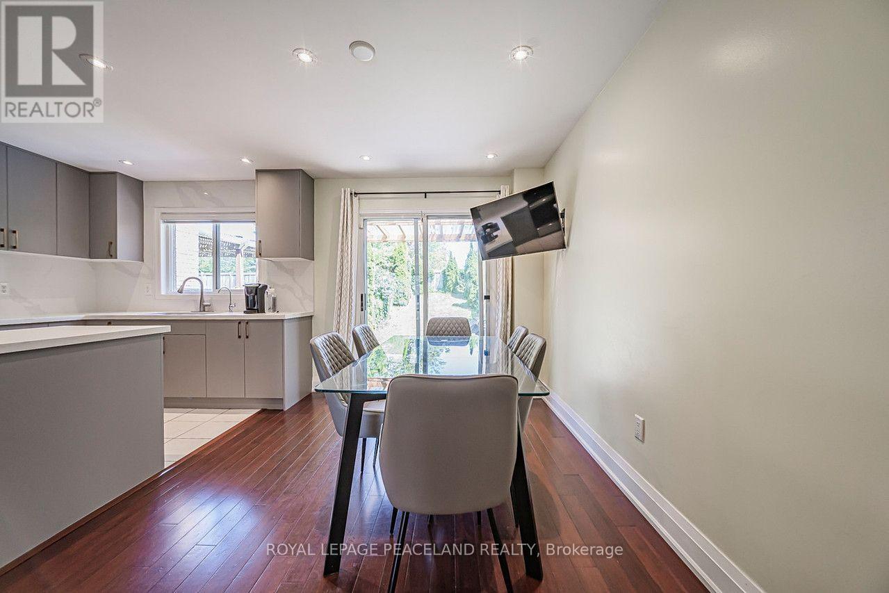 110 Foxfield Crescent, Vaughan, Ontario  L4K 5E9 - Photo 14 - N13637766
