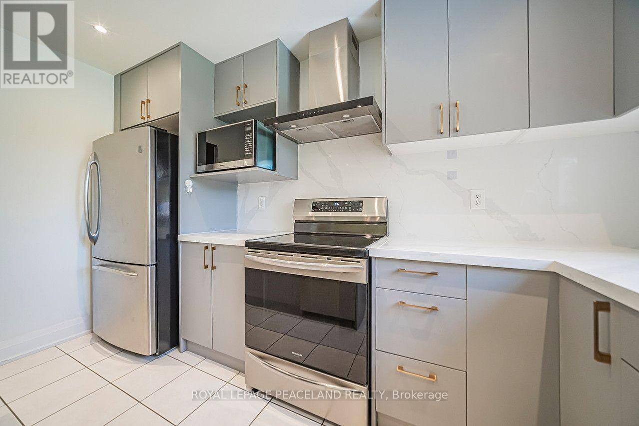 110 Foxfield Crescent, Vaughan, Ontario  L4K 5E9 - Photo 17 - N13637766