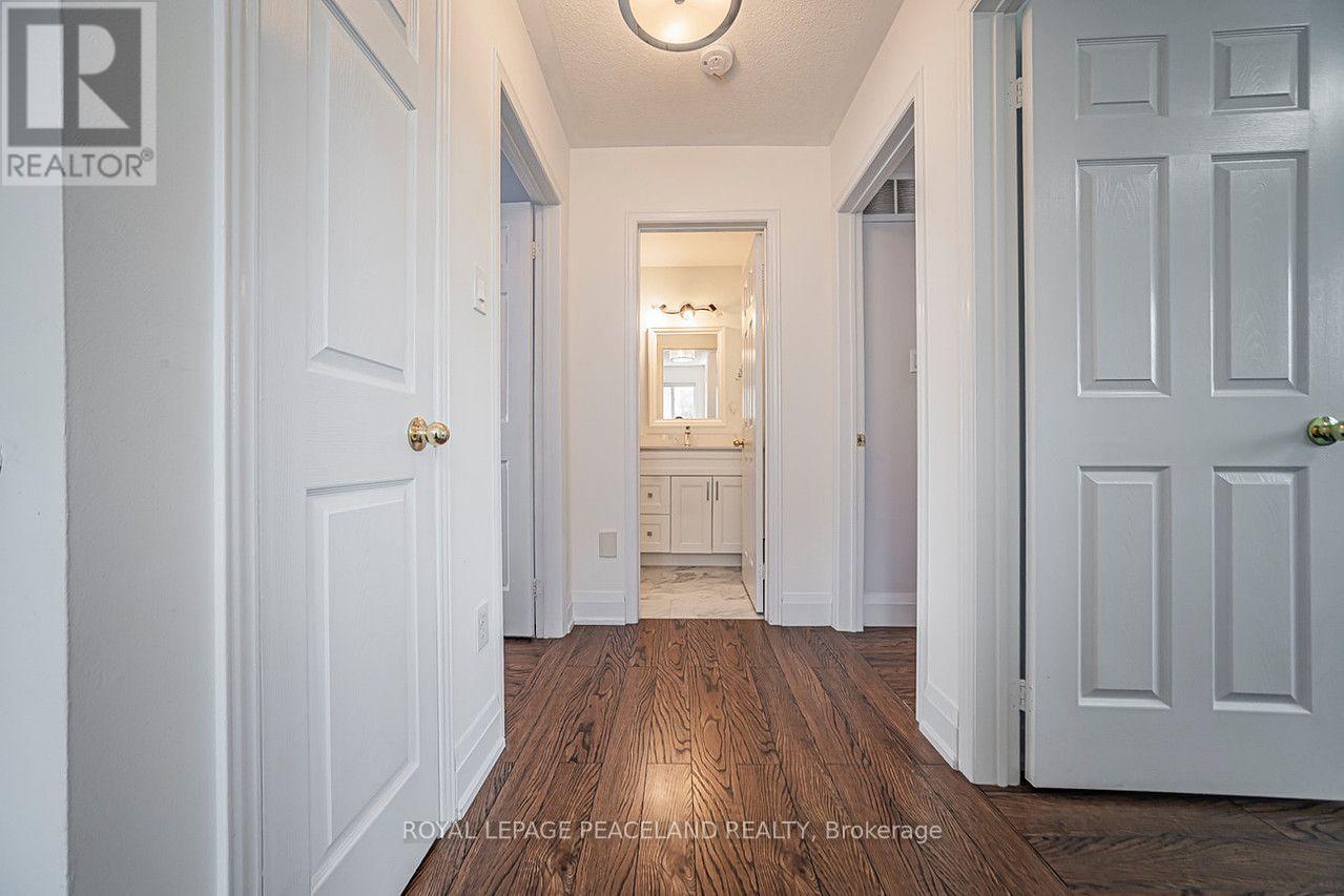110 Foxfield Crescent, Vaughan, Ontario  L4K 5E9 - Photo 27 - N13637766