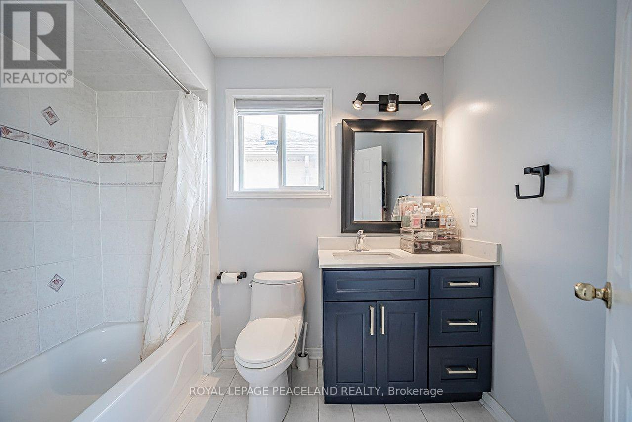 110 Foxfield Crescent, Vaughan, Ontario  L4K 5E9 - Photo 33 - N13637766