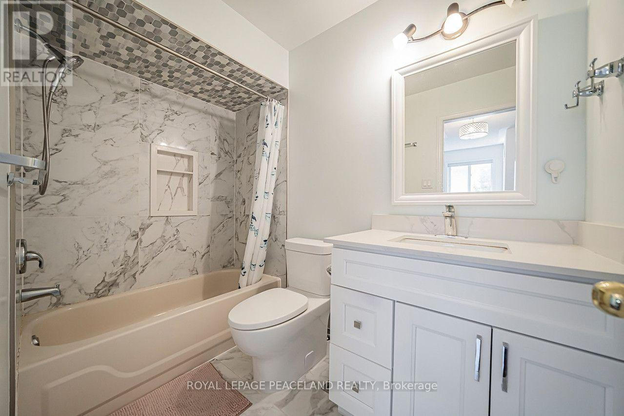 110 Foxfield Crescent, Vaughan, Ontario  L4K 5E9 - Photo 40 - N13637766