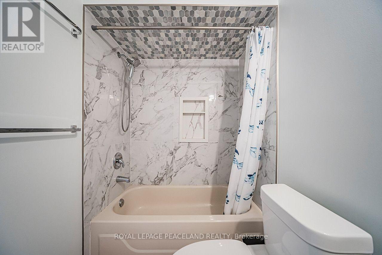 110 Foxfield Crescent, Vaughan, Ontario  L4K 5E9 - Photo 42 - N13637766