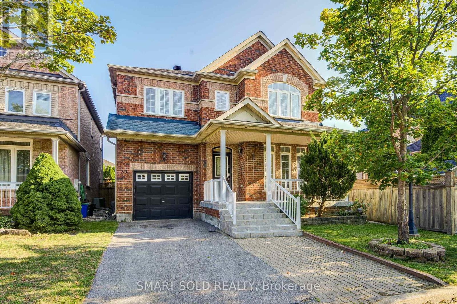39 VICTORIA WOOD AVENUE, Markham, Ontario