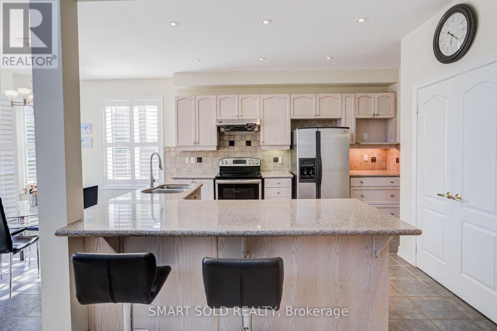 39 Victoria Wood Avenue, Markham, Ontario  L6E 1K2 - Photo 18 - N13637772