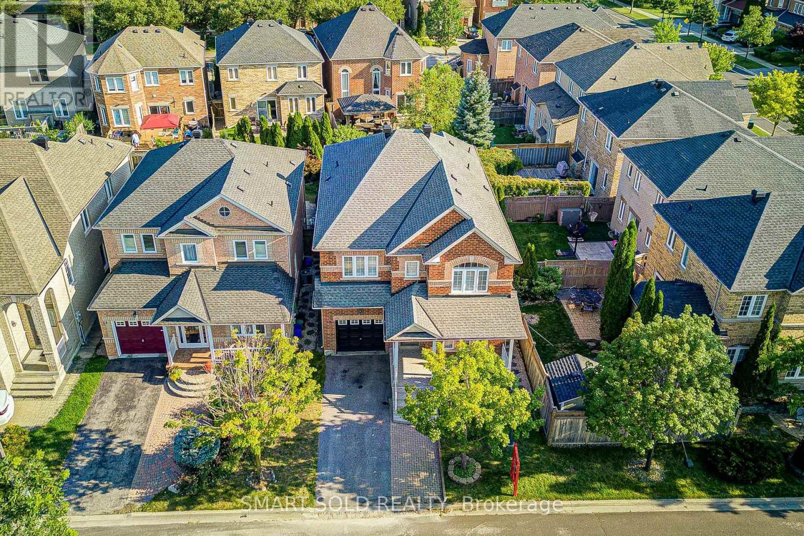 39 Victoria Wood Avenue, Markham, Ontario  L6E 1K2 - Photo 7 - N13637772