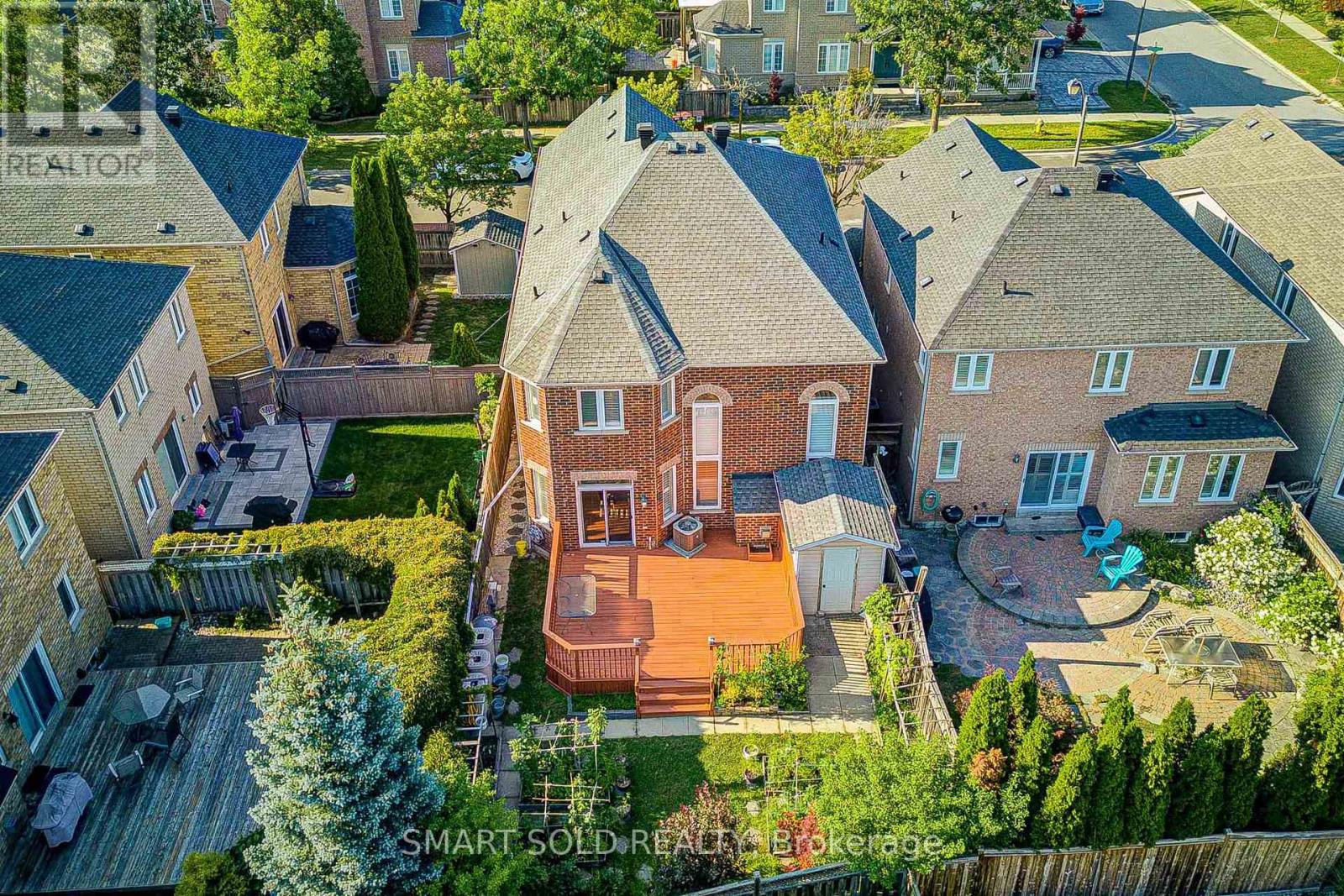 39 Victoria Wood Avenue, Markham, Ontario  L6E 1K2 - Photo 8 - N13637772