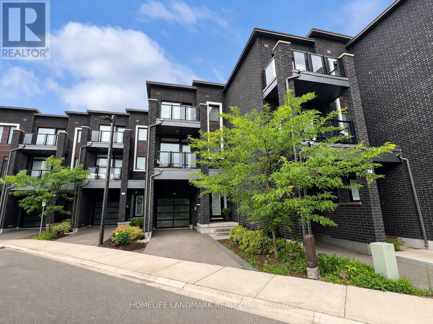 34 Shatner Turnabout, Vaughan, Ontario  L4L 0M4 - Photo 2 - N13637808