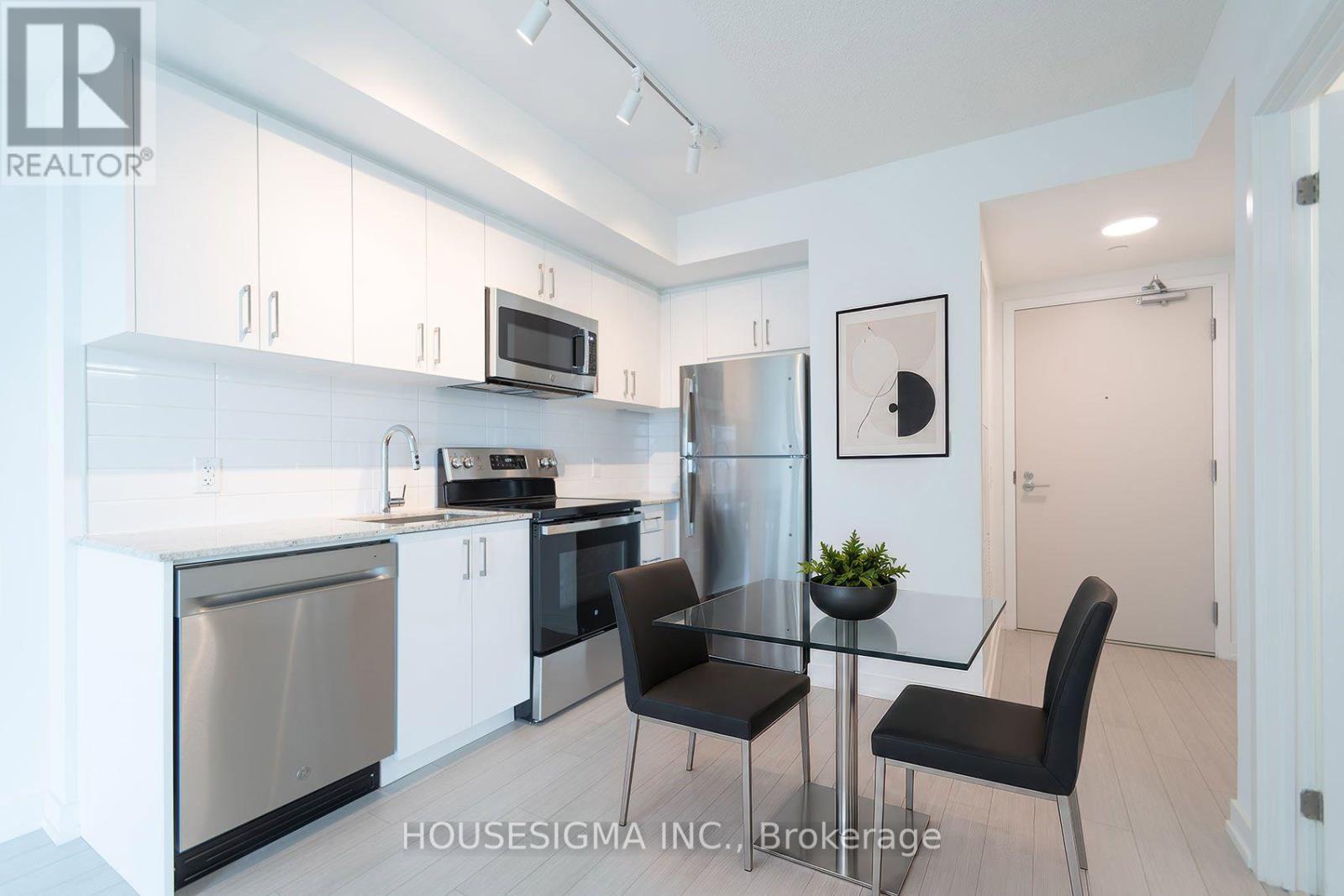 1105 - 4010 Eglinton Avenue W, Toronto, Ontario  M9A 0G5 - Photo 4 - W13637738