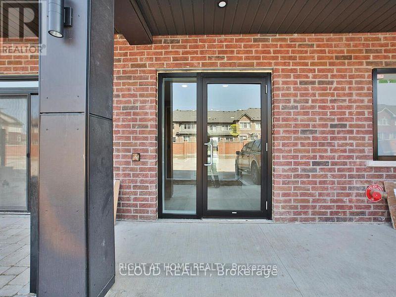 410 - 58 Sky Harbour Drive, Brampton, Ontario  L6Y 0C1 - Photo 4 - W13637752