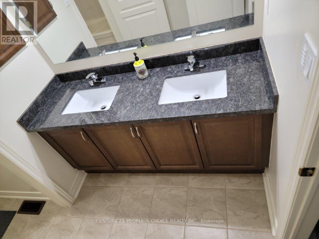 3240 Tacc Drive, Mississauga, Ontario  L5M 0H3 - Photo 22 - W13637756