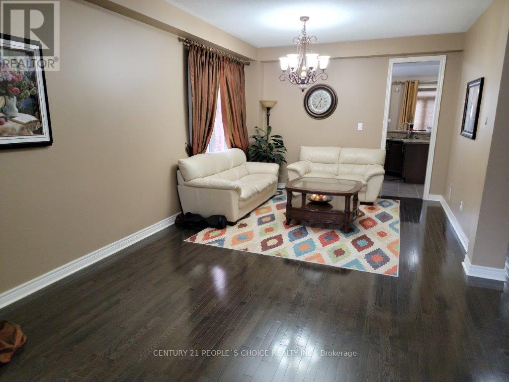 3240 Tacc Drive, Mississauga, Ontario  L5M 0H3 - Photo 3 - W13637756