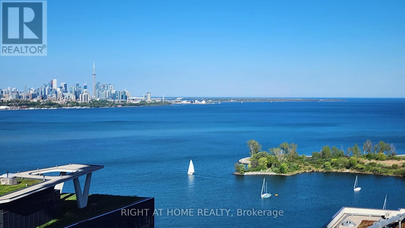2402 - 56 ANNIE CRAIG DRIVE, Toronto, Ontario