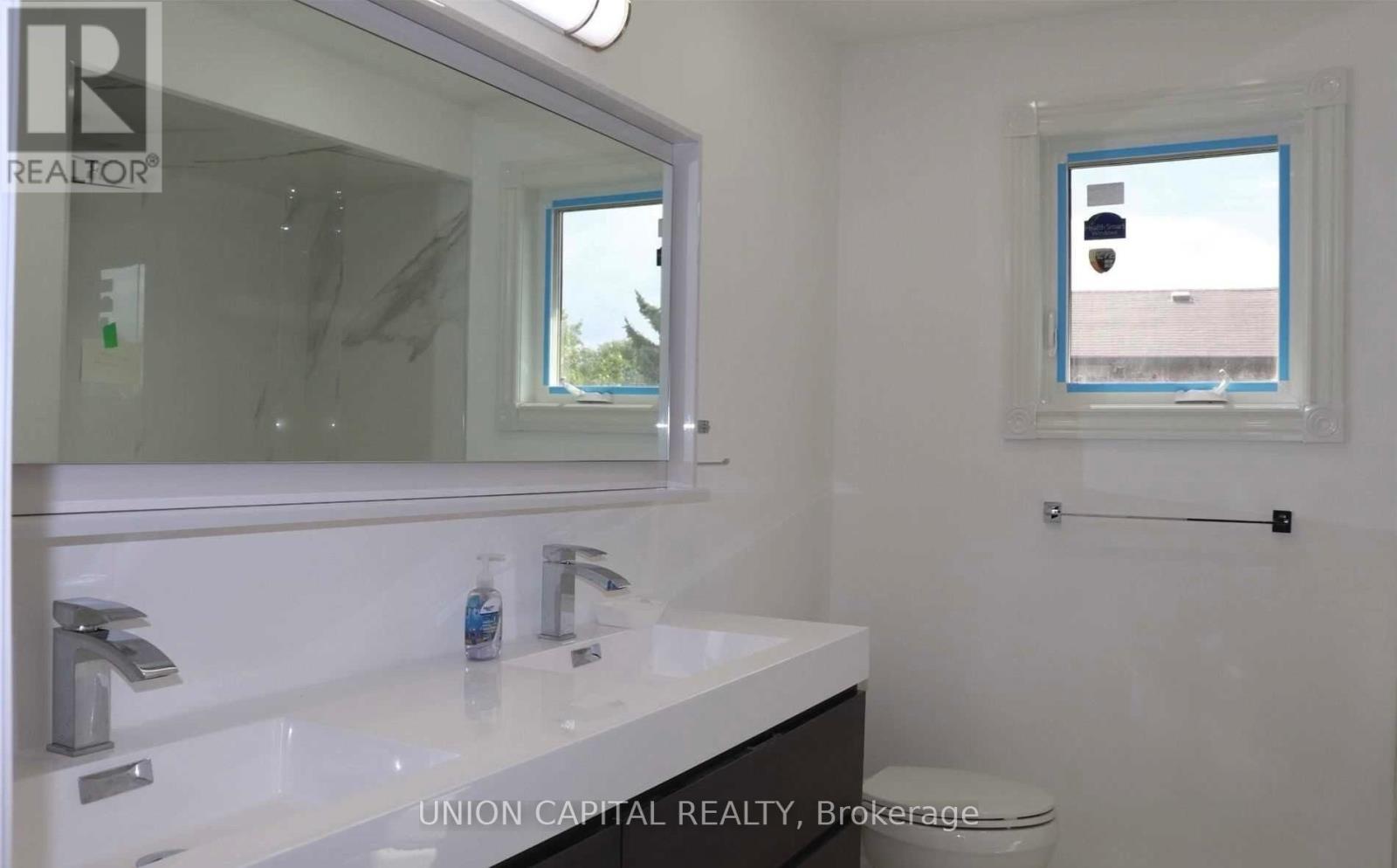 3210 Fairfox Crescent, Mississauga, Ontario  L4X 2V8 - Photo 14 - W13637782