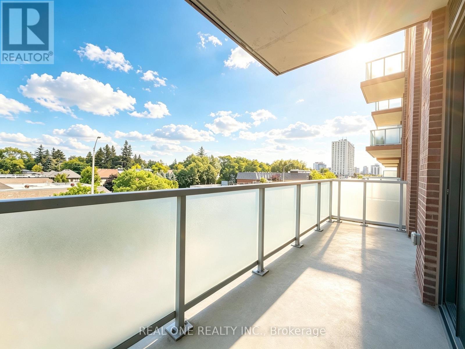 333 - 215 Lakeshore Road W, Mississauga, Ontario L5H 0A7 - Photo 17 - W13637790