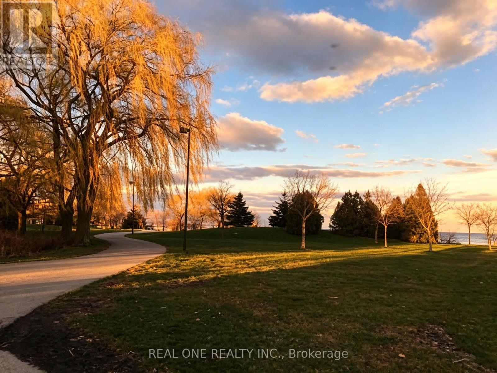 333 - 215 Lakeshore Road W, Mississauga, Ontario L5H 0A7 - Photo 26 - W13637790