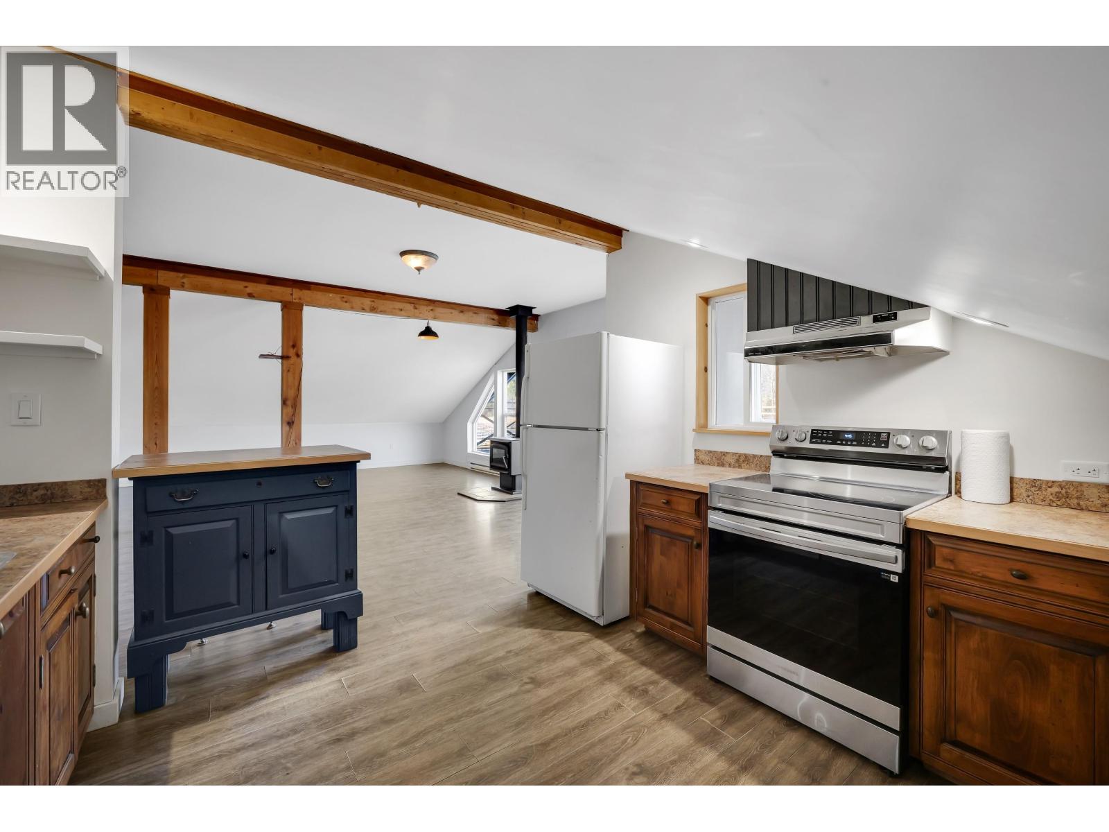 7395 Clover Road, Pemberton, British Columbia  V0N 2L0 - Photo 18 - R3093319