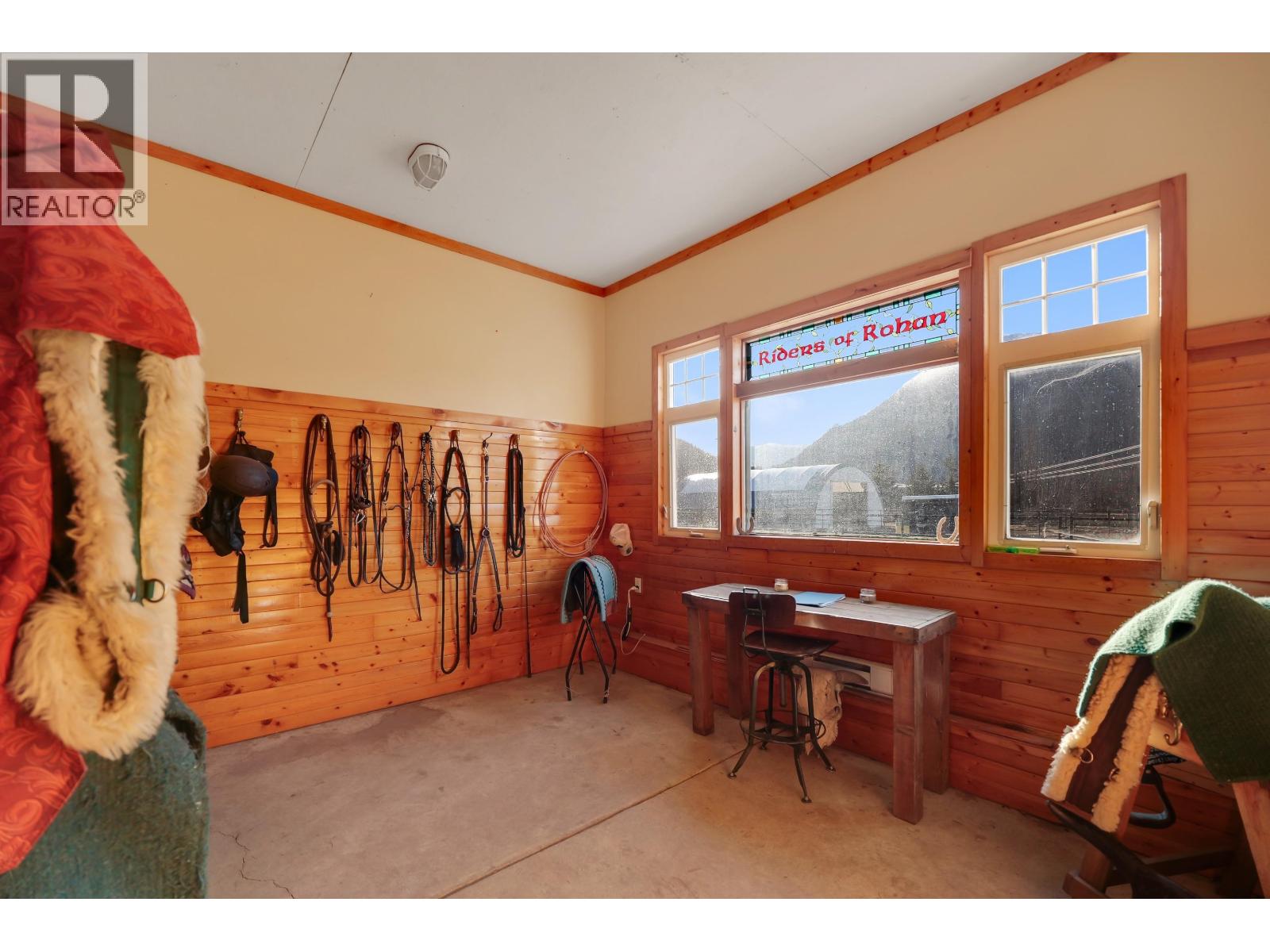 7395 Clover Road, Pemberton, British Columbia  V0N 2L0 - Photo 26 - R3093319