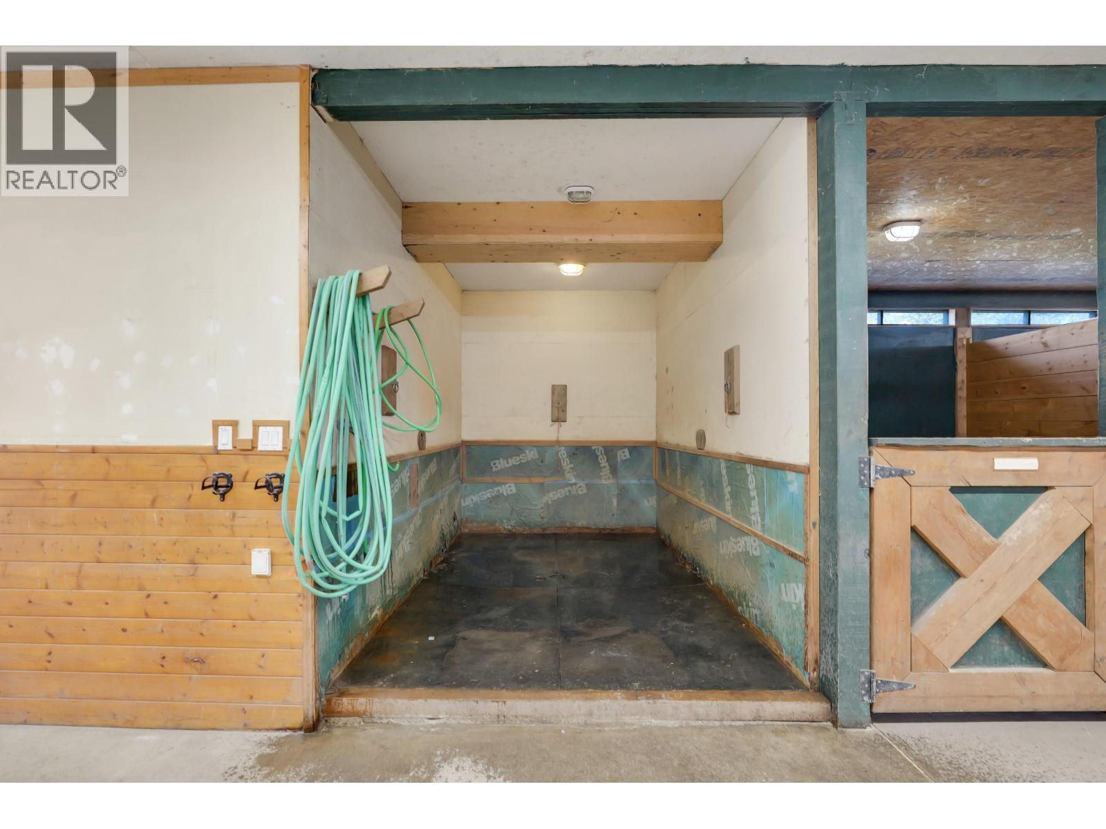 7395 Clover Road, Pemberton, British Columbia  V0N 2L0 - Photo 28 - R3093319