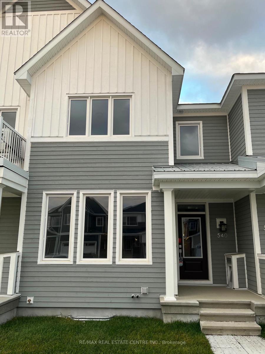 540 OLDENBURG AVENUE, Ottawa, Ontario