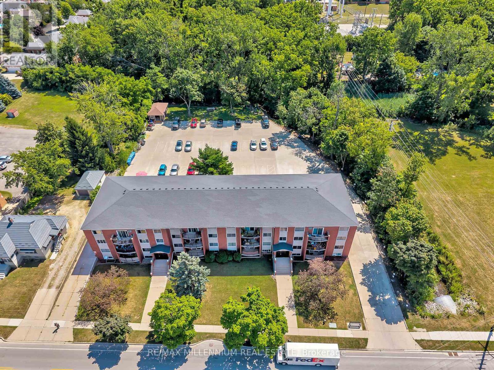 109 Division Street N, Kingsville, Ontario N9Y 1E3 - Photo 2 - X13637784
