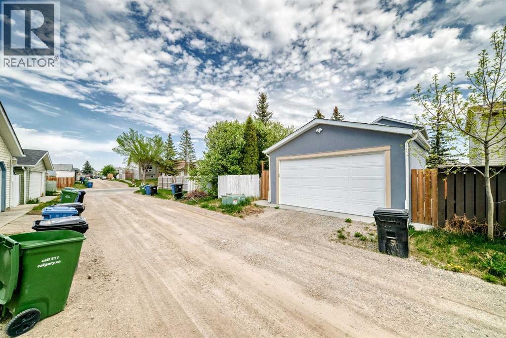 7 Martinview Crescent Ne, Calgary, Alberta  T3J 2S2 - Photo 27 - A2319189