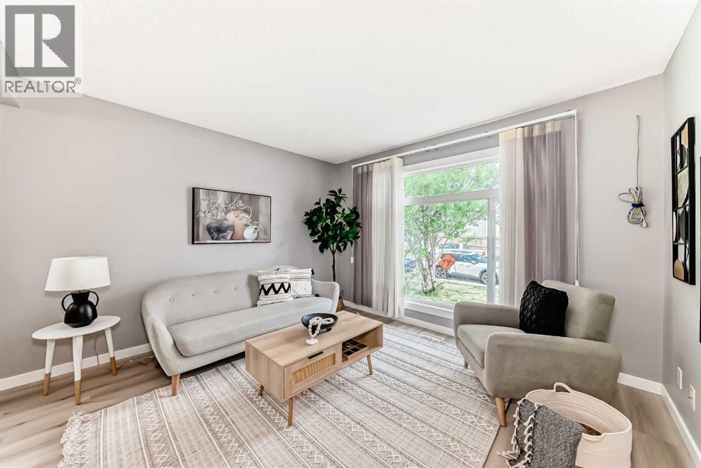7 Martinview Crescent Ne, Calgary, Alberta  T3J 2S2 - Photo 6 - A2319189