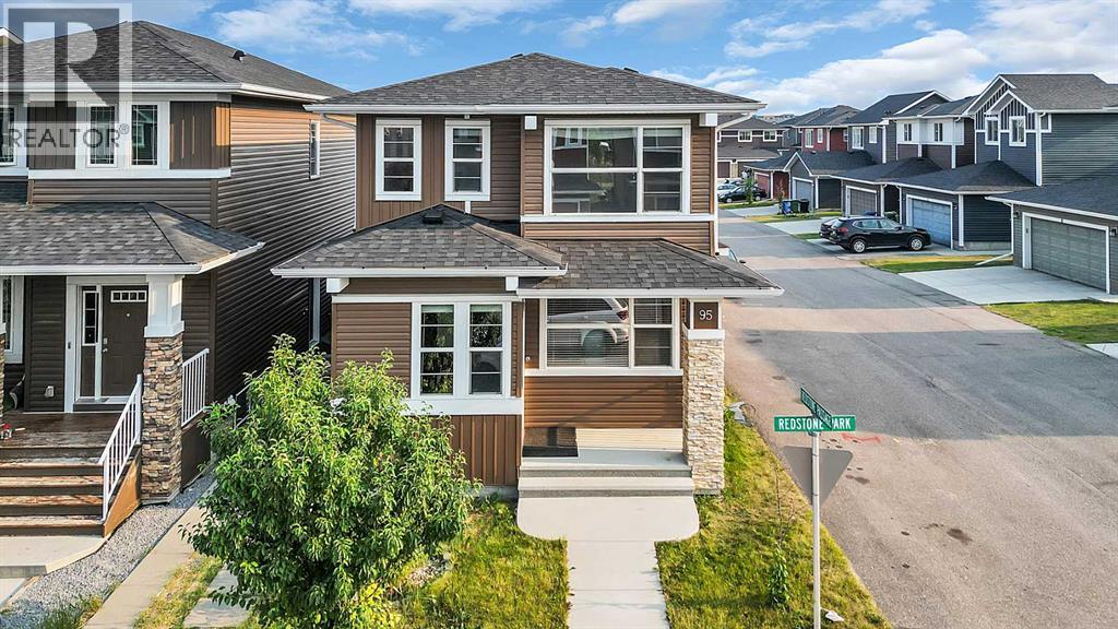 95 Redstone Park Ne, Calgary, Alberta  T3N 0P7 - Photo 45 - A2334373