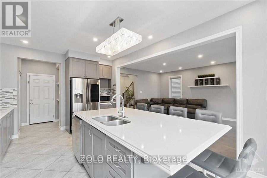 108 Flowing Creek Circle, Ottawa, Ontario  K2M 0K1 - Photo 12 - X13637828