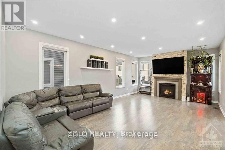 108 Flowing Creek Circle, Ottawa, Ontario  K2M 0K1 - Photo 5 - X13637828