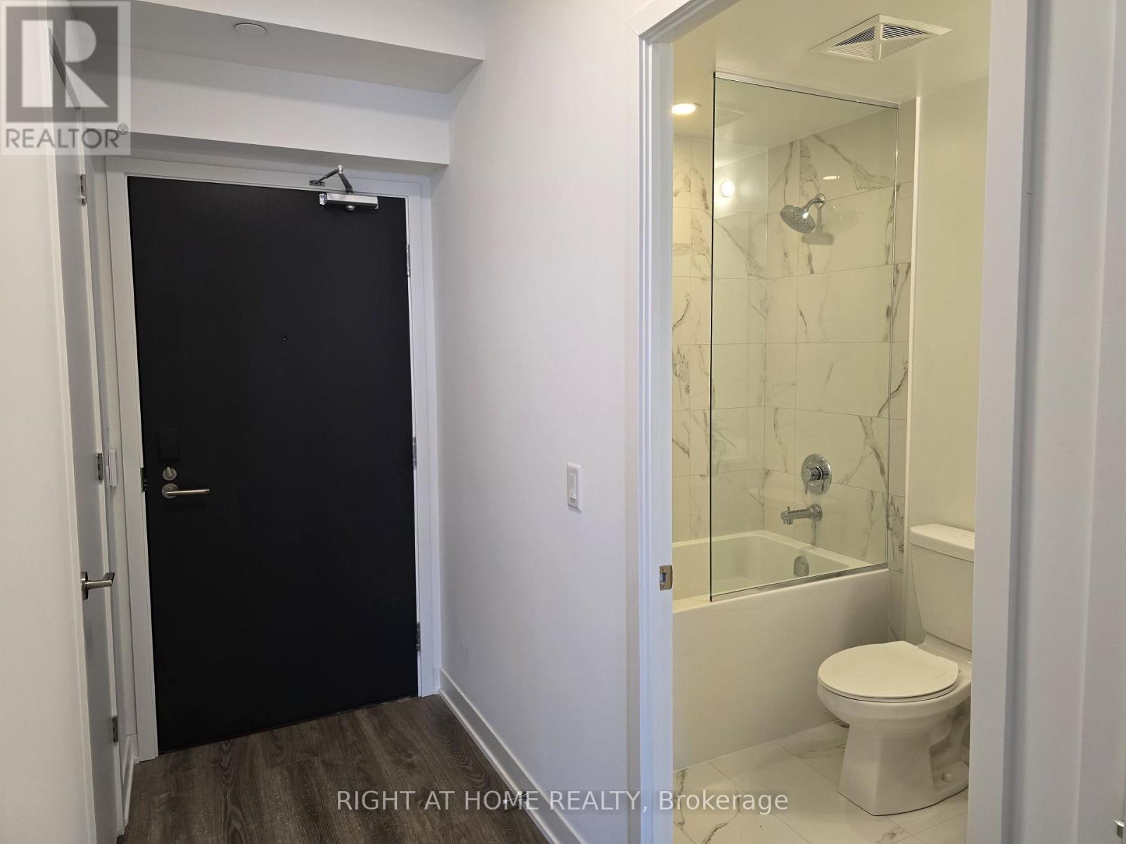 4209 - 180 Front Street E, Toronto, Ontario  M5A 0A9 - Photo 5 - C13637820