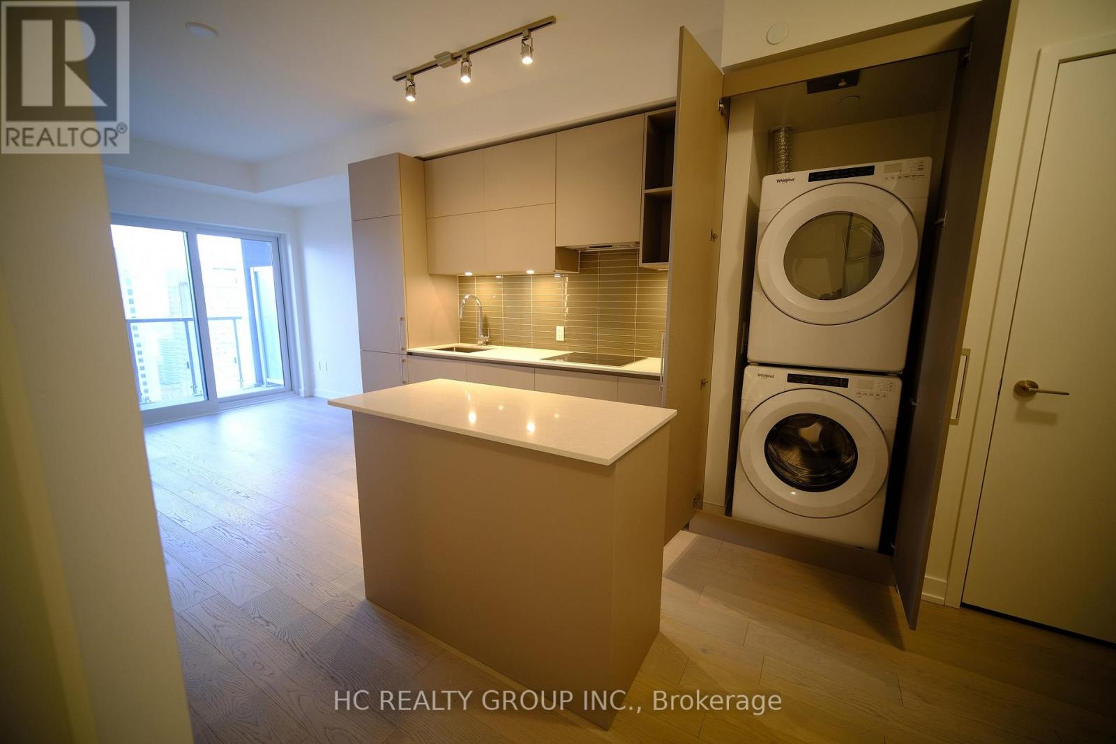 1 Yorkville Ave 4512 Avenue, Toronto, Ontario  M4W 0B1 - Photo 7 - C13637826