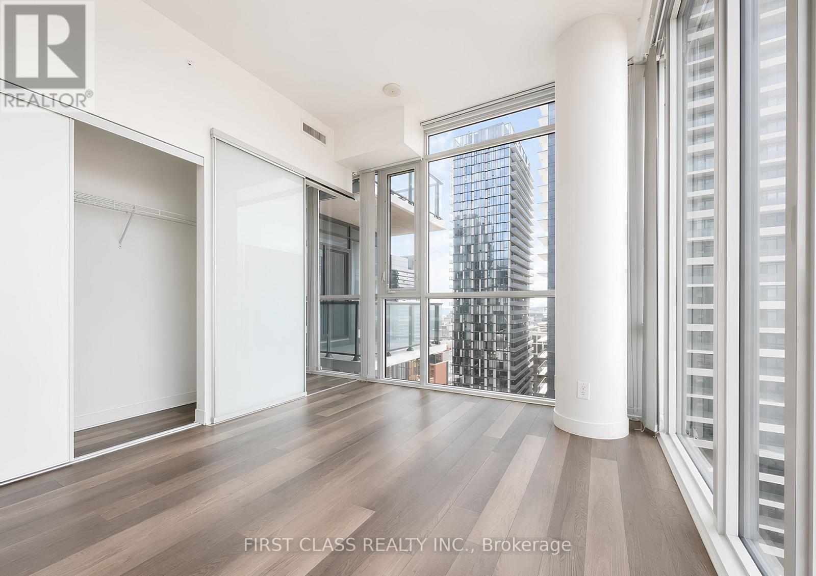 2304 - 290 Adelaide Street W, Toronto, Ontario M5V 1P6 - Photo 13 - C13637836