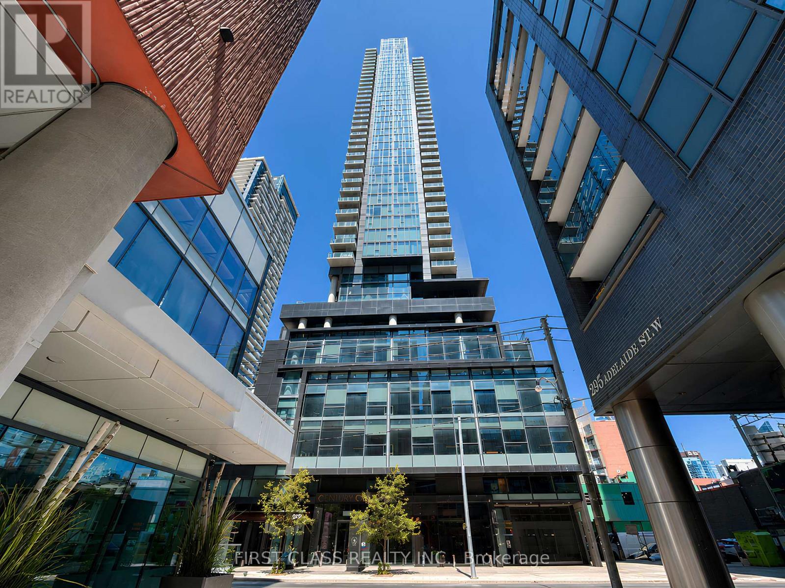 2304 - 290 Adelaide Street W, Toronto, Ontario M5V 1P6 - Photo 2 - C13637836