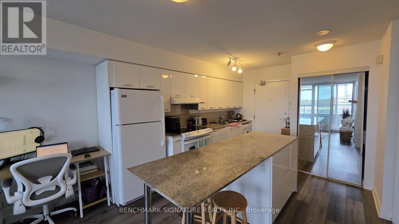 306 - 29 Singer Court, Toronto, Ontario  M2K 0B3 - Photo 5 - C13637856