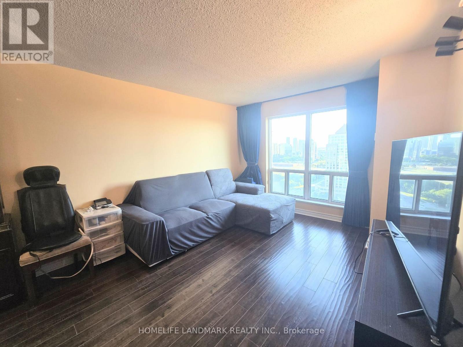 2102 - 11 Lee Centre Drive, Toronto, Ontario M1H 3J5 - Photo 10 - E13637846