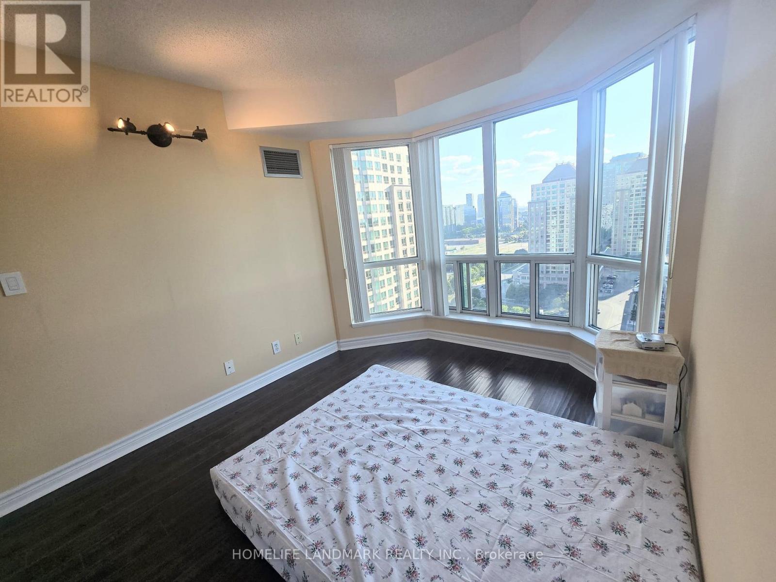 2102 - 11 Lee Centre Drive, Toronto, Ontario M1H 3J5 - Photo 14 - E13637846