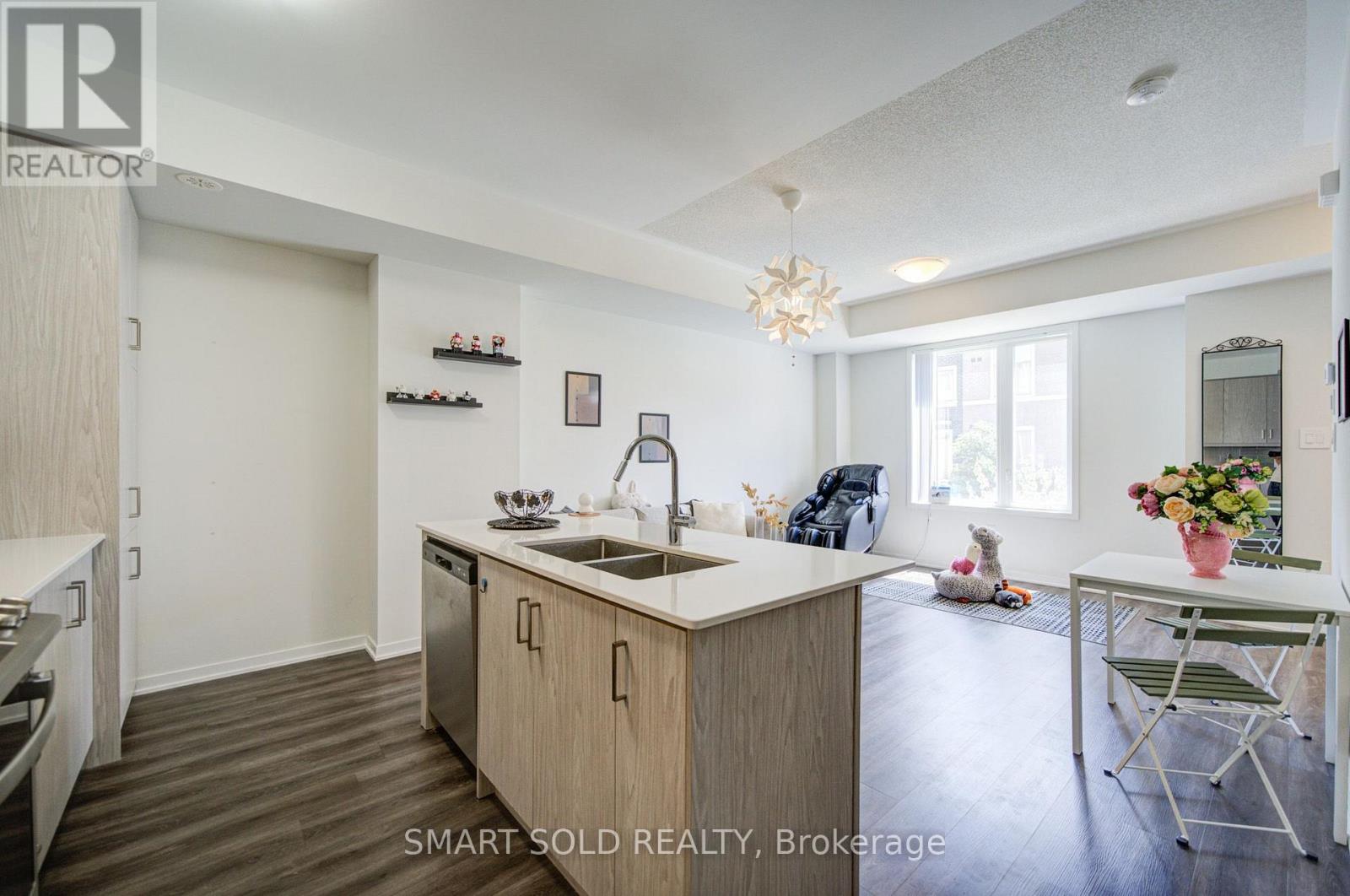 112 - 30 Almond Blossom Mews, Vaughan, Ontario L4K 0N6 - Photo 25 - N13637768