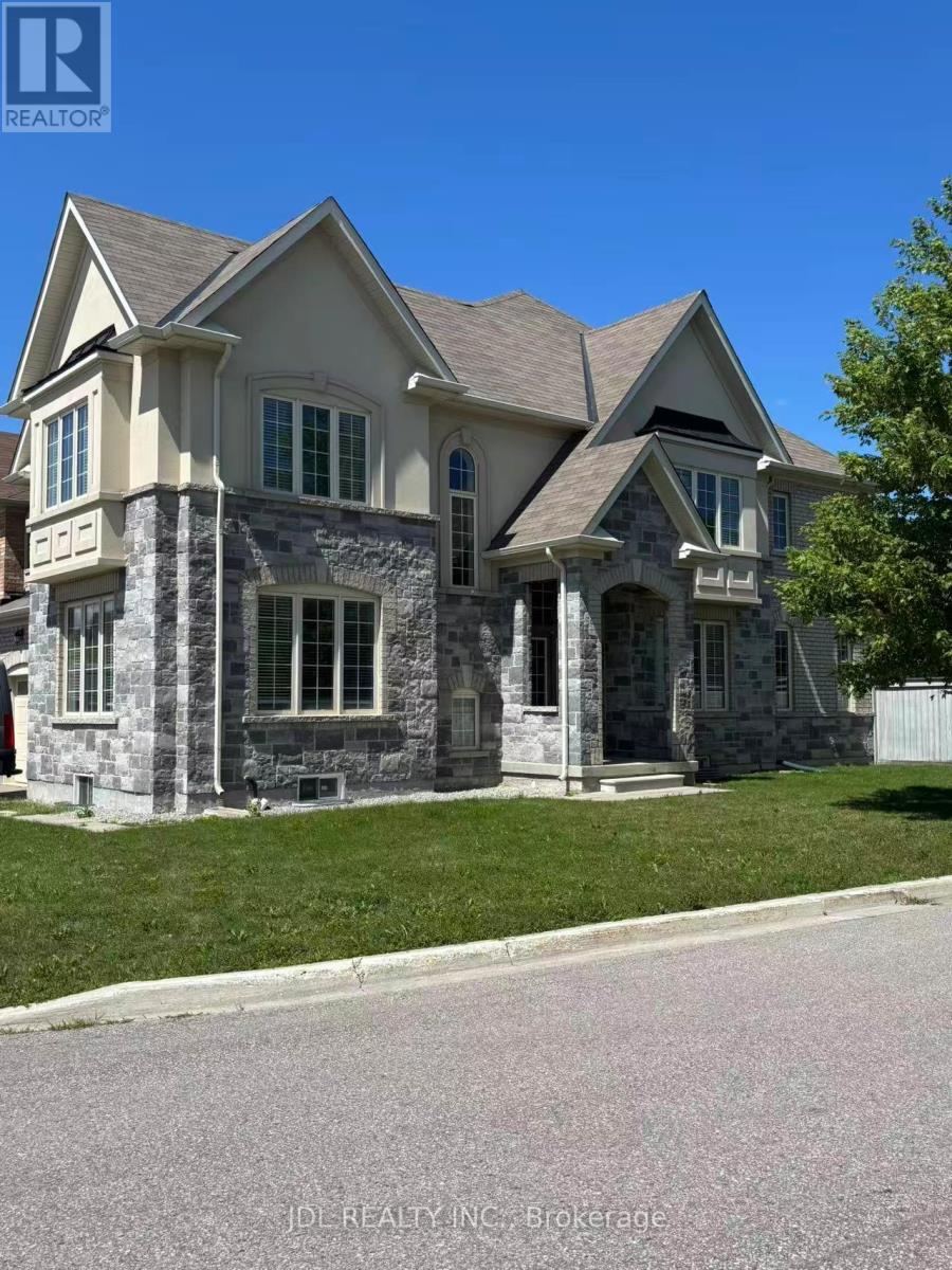 16 Jericho Avenue, Georgina, Ontario L4P 0G9 - Photo 2 - N13637822