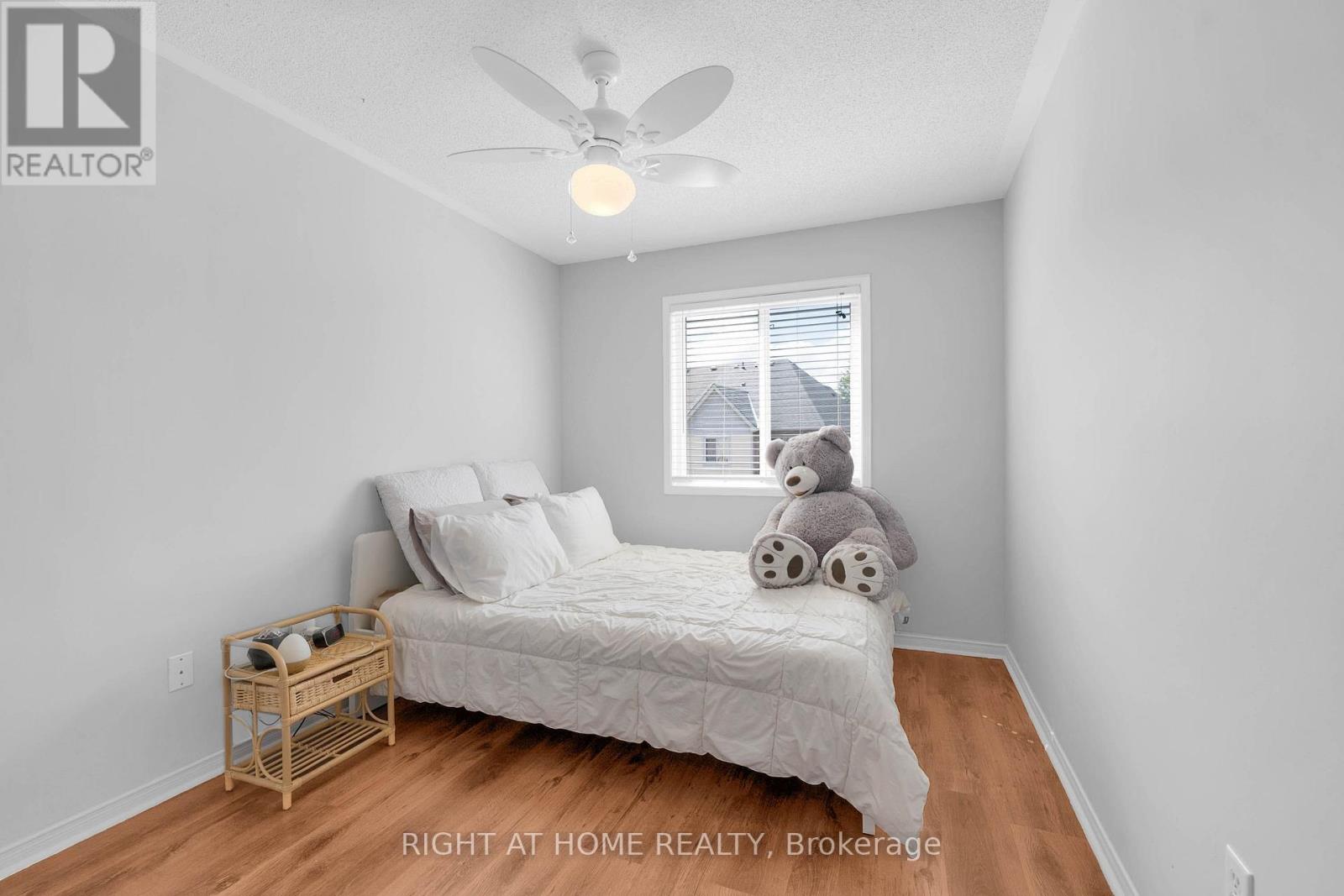 204 Burgess Crescent, Newmarket, Ontario L3X 2T9 - Photo 13 - N13637838