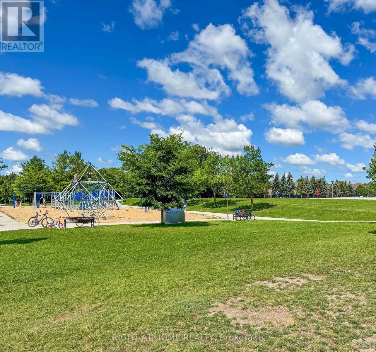 204 Burgess Crescent, Newmarket, Ontario L3X 2T9 - Photo 23 - N13637838