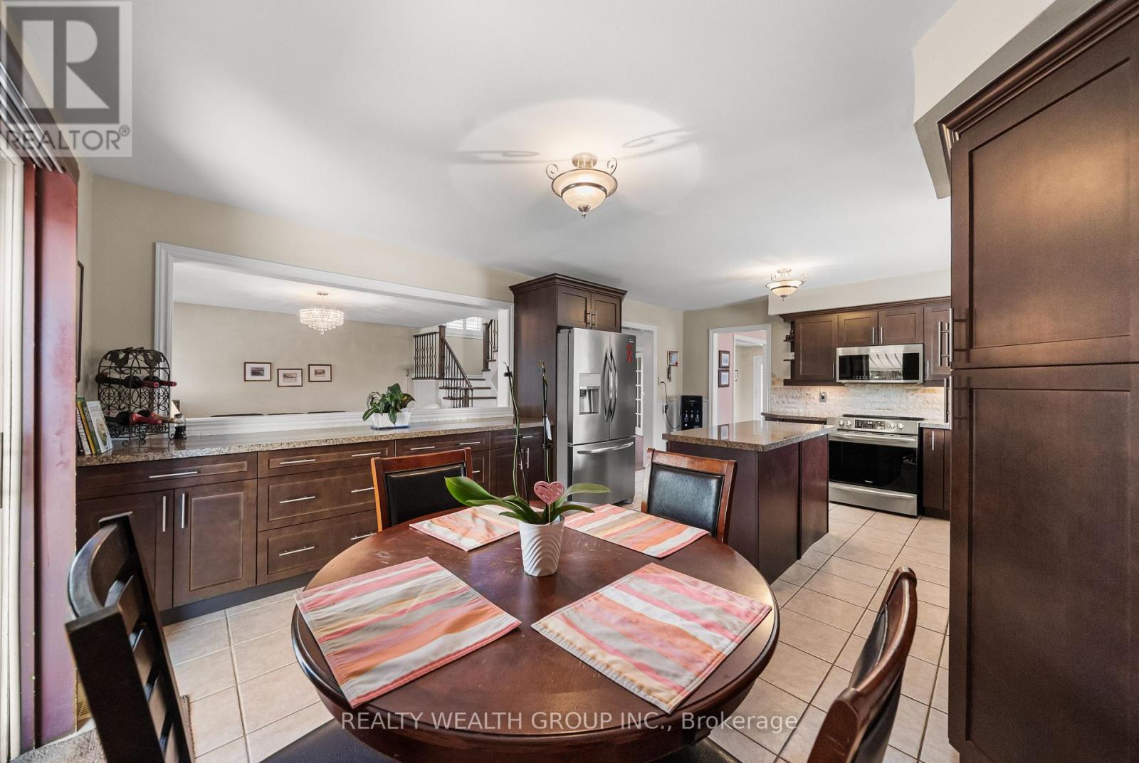 32 Reynolds Lane, Barrie, Ontario L4N 0P9 - Photo 17 - S13637852