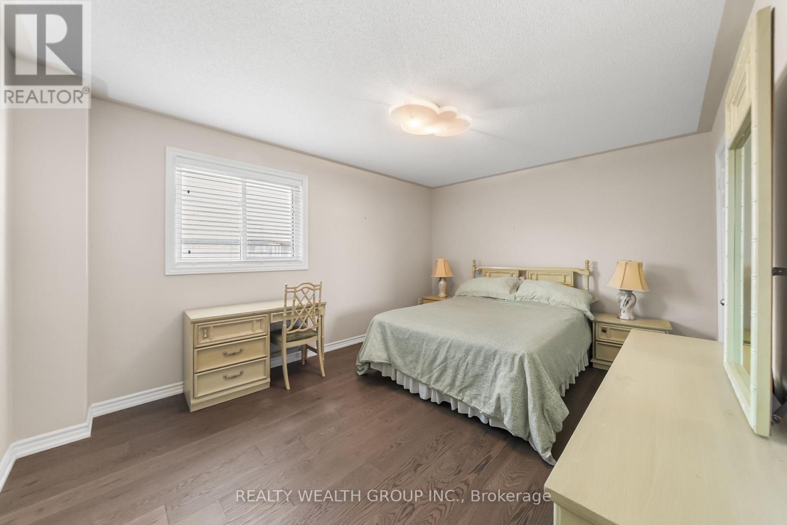 32 Reynolds Lane, Barrie, Ontario L4N 0P9 - Photo 24 - S13637852